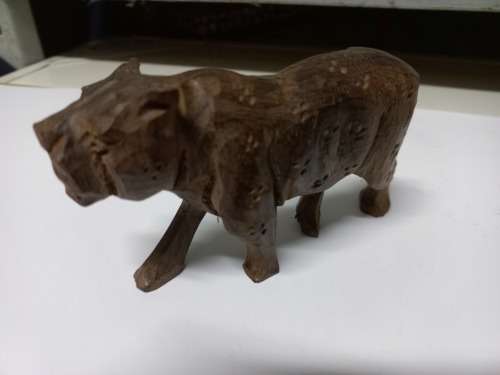 Assorted wood carvings ( Lot of 20 )