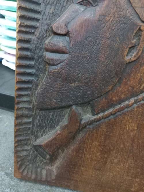 Wooden frame carving Africana style