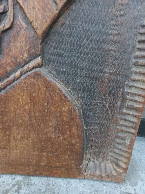 Wooden frame carving Africana style