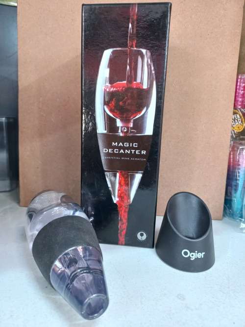 Magic Decanter enjoy your wine from the very first sip