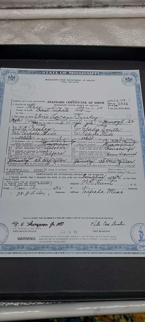 Elvis Presley mega collectors bundle