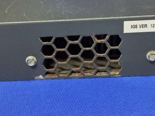 Catalyst 2950 48 port network switch