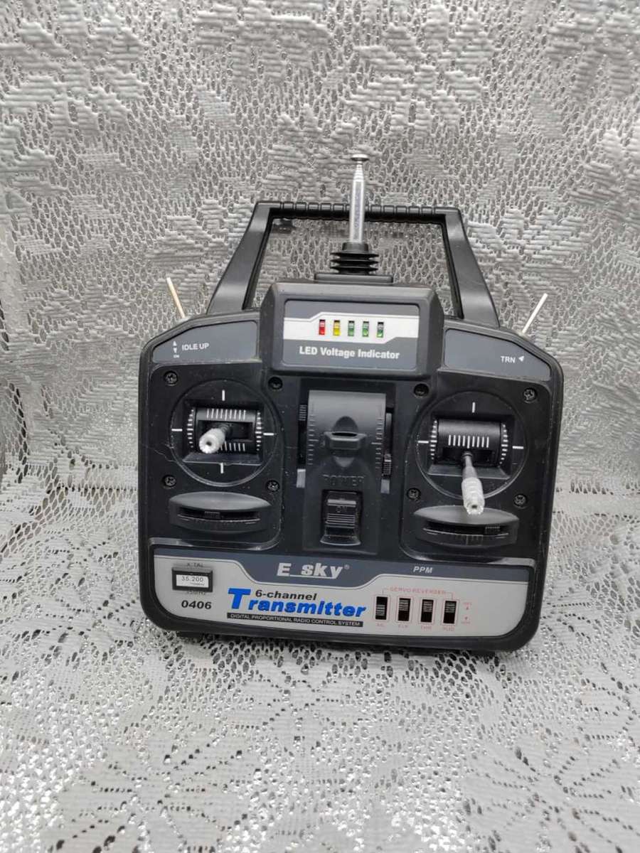 LOT ON AUCTION---AIRPLANES , CONTROLLERS, Helicopters ---GREAT BUY