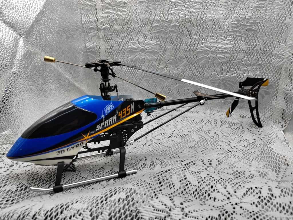 LOT ON AUCTION---AIRPLANES , CONTROLLERS, Helicopters ---GREAT BUY