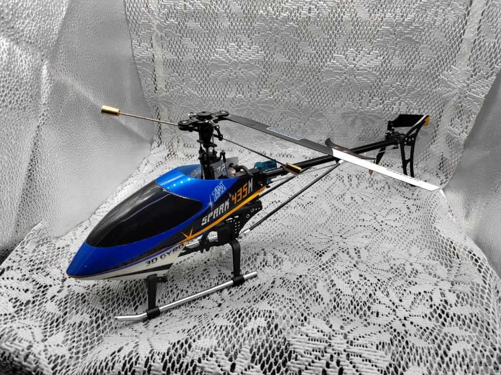 LOT ON AUCTION---AIRPLANES , CONTROLLERS, Helicopters ---GREAT BUY