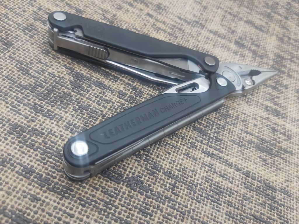 Leatherman Charge plus