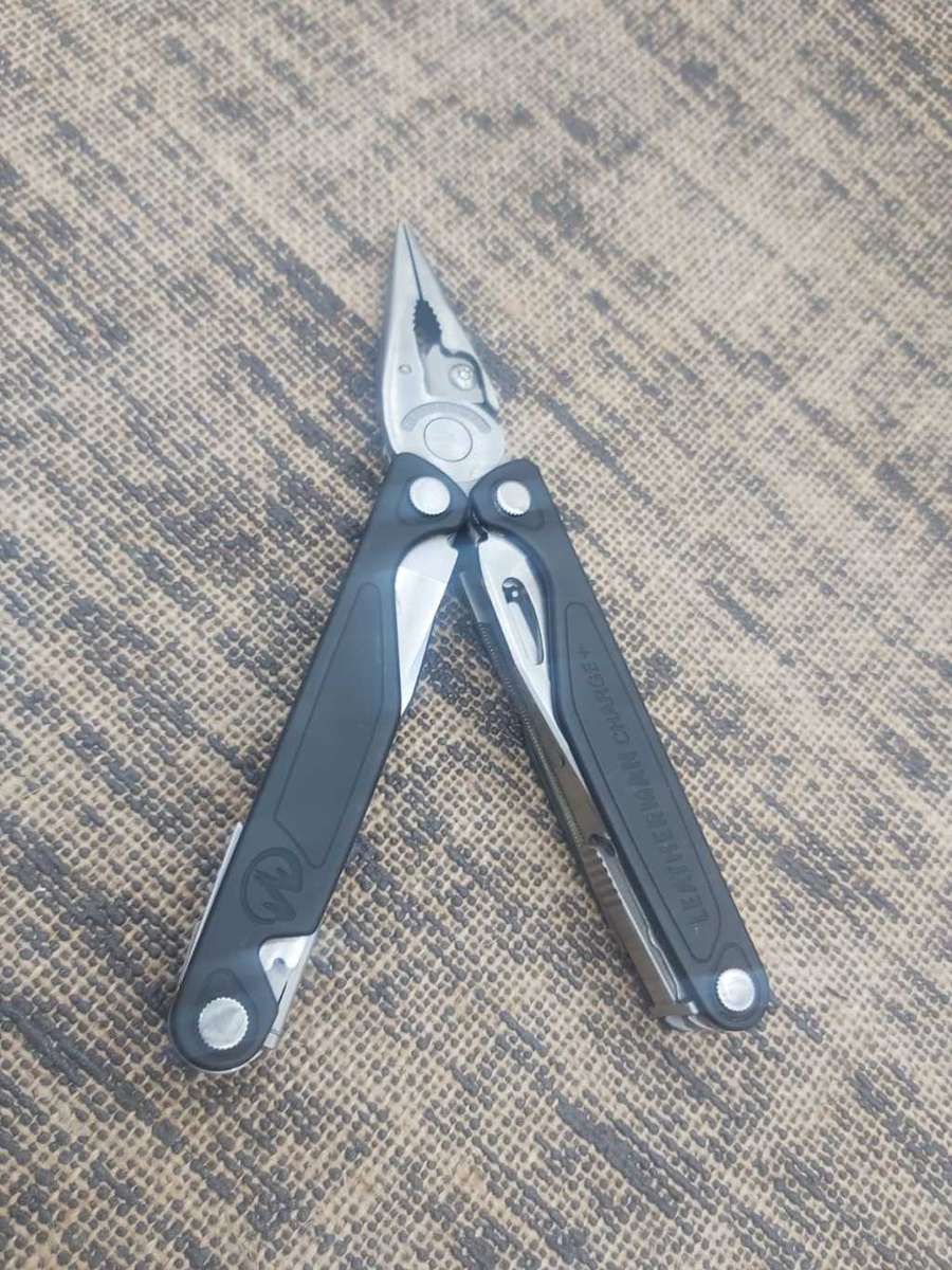 Leatherman Charge plus