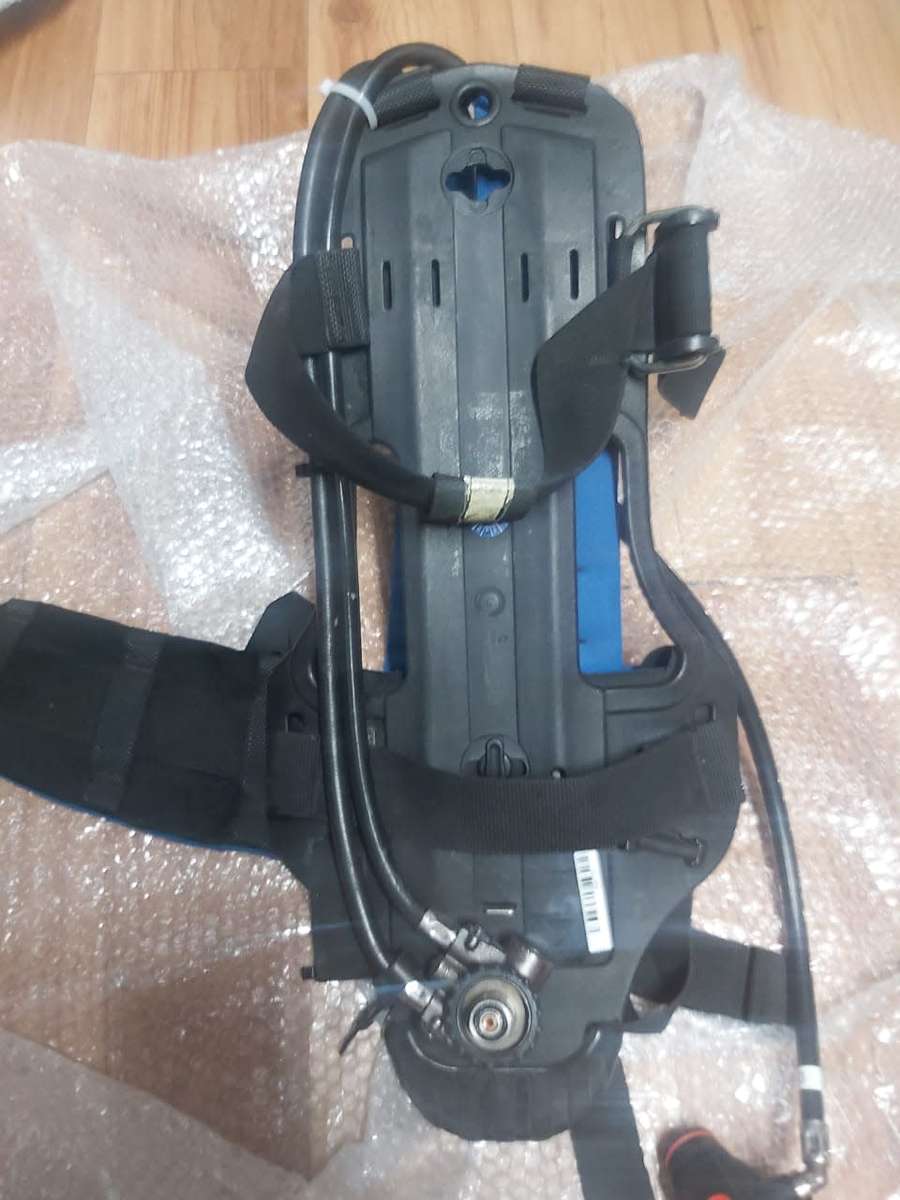 DRAGER PA 90 PLUS SELF CONTENT BREATHING APPARATUS 200BAR AND 300BAR with Mask