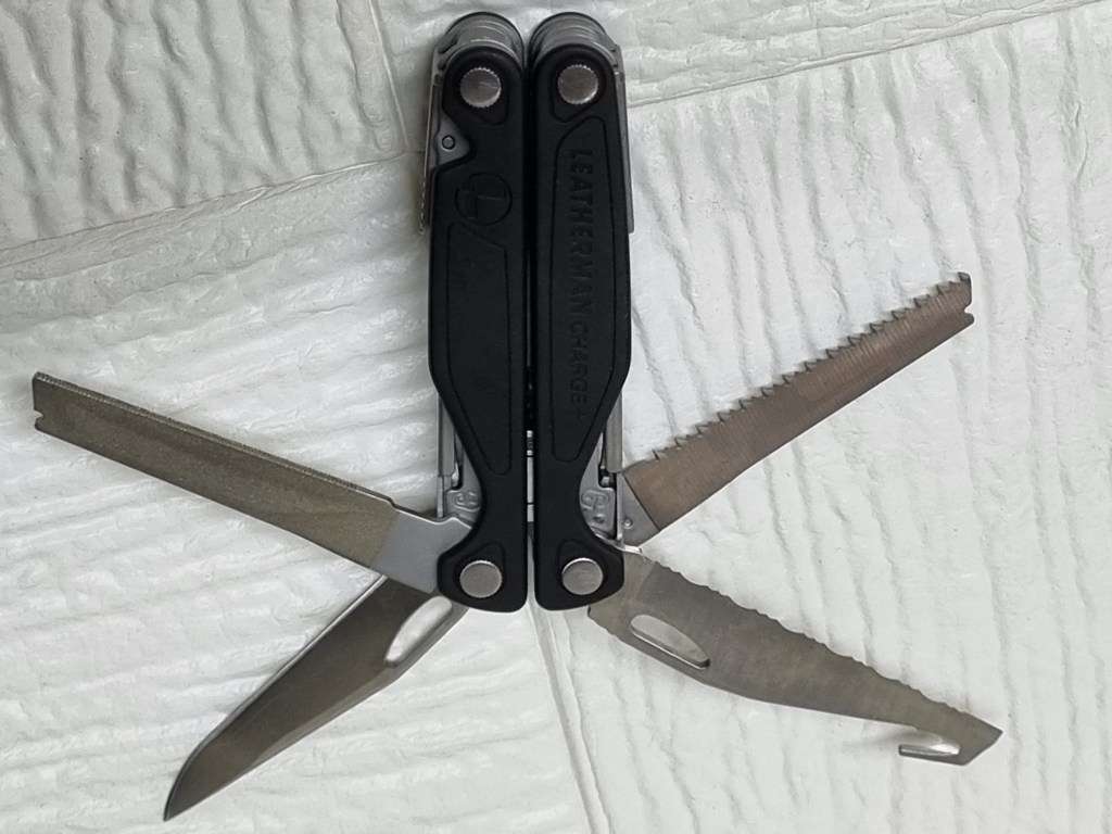 Leatherman Charge plus
