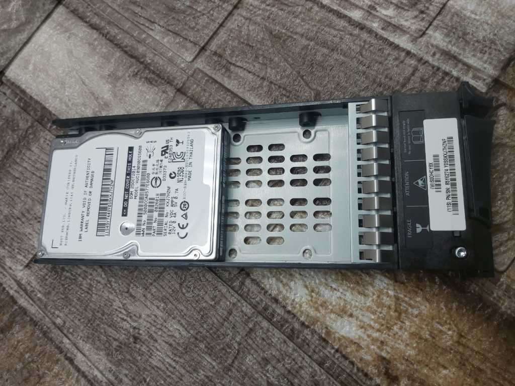 Hard Drive IBM 00Y2684 900GB 10k RPM 0.2oz SAS 2.5``