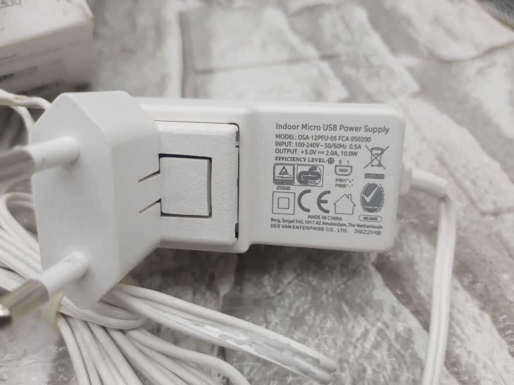 Ring - Indoor Cam  - White-IP CAMERA