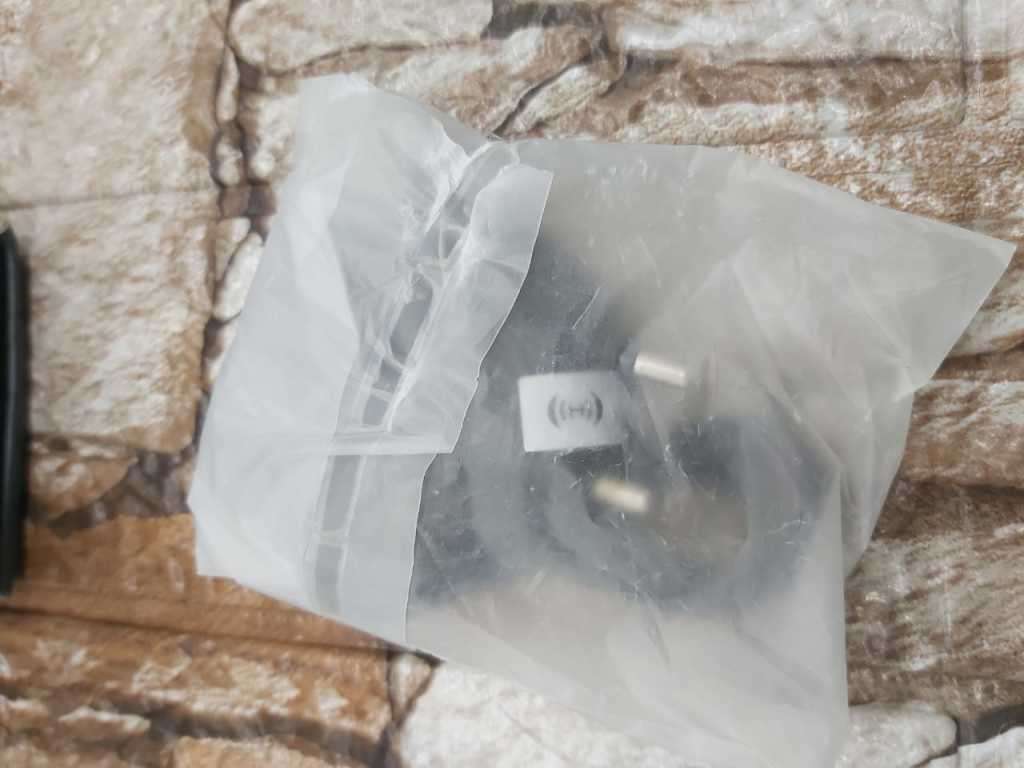 THINTA AGMOBILE --DUAL SIM CARD -2MP CAMERA