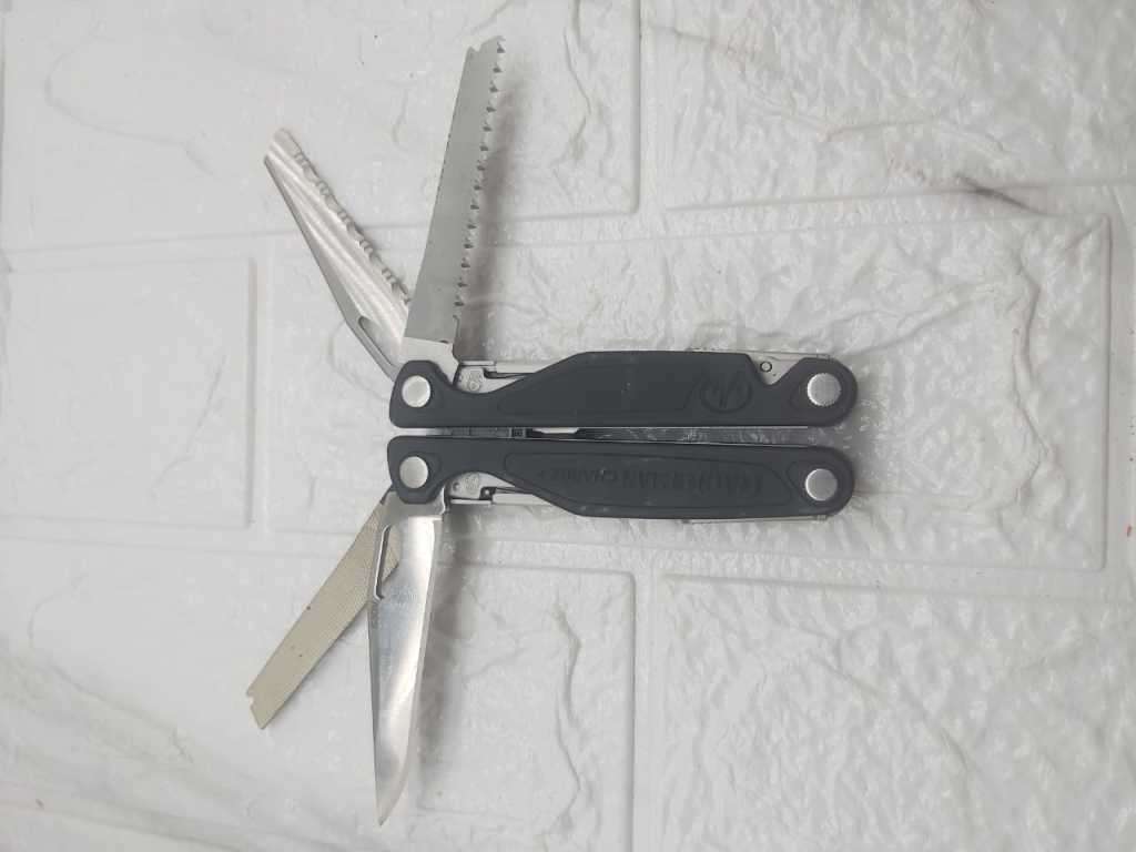 LEATHERMAN CHARGE + --GREAT BUY
