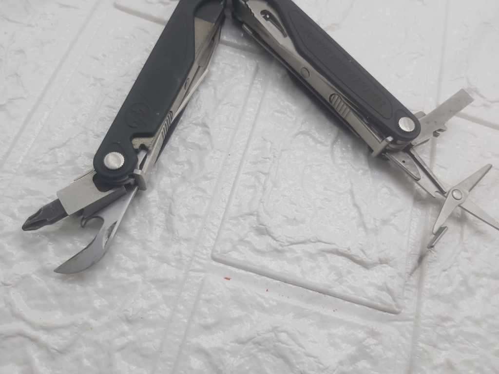 LEATHERMAN CHARGE + --GREAT BUY