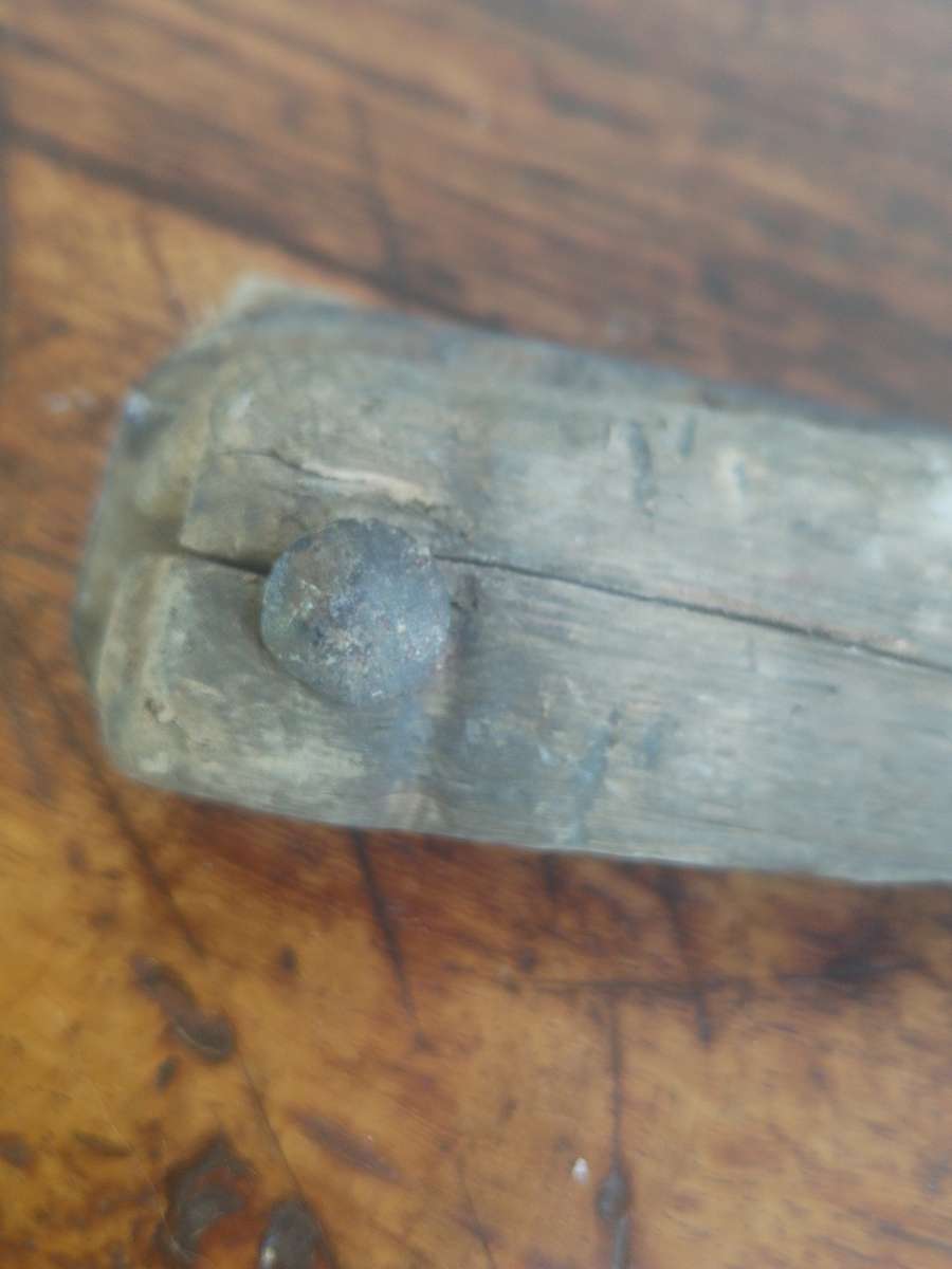 ANTIQUE WEEK #30 - 1633 DATE??  MARKINGS VERY UNCLEAR- VERRY OLD `panga` TYPE KNIFE