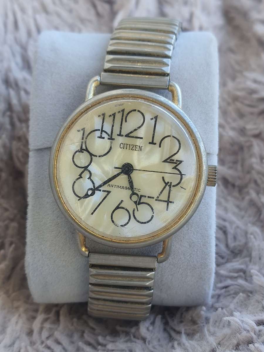 #10 MOTHER OF PEARL CITIZEN ANTIMAGNETIC VINTAGE LADIES/MENS ELASTIC STRAP WATCH