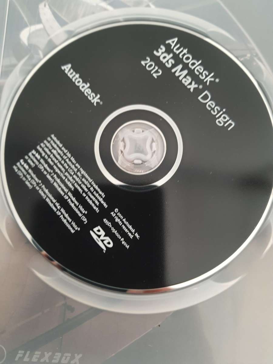 #32 - X5 AUTO CAD COMPUTERE CDS IN IMACULATE CONDITION WITH PRODUCT CODES