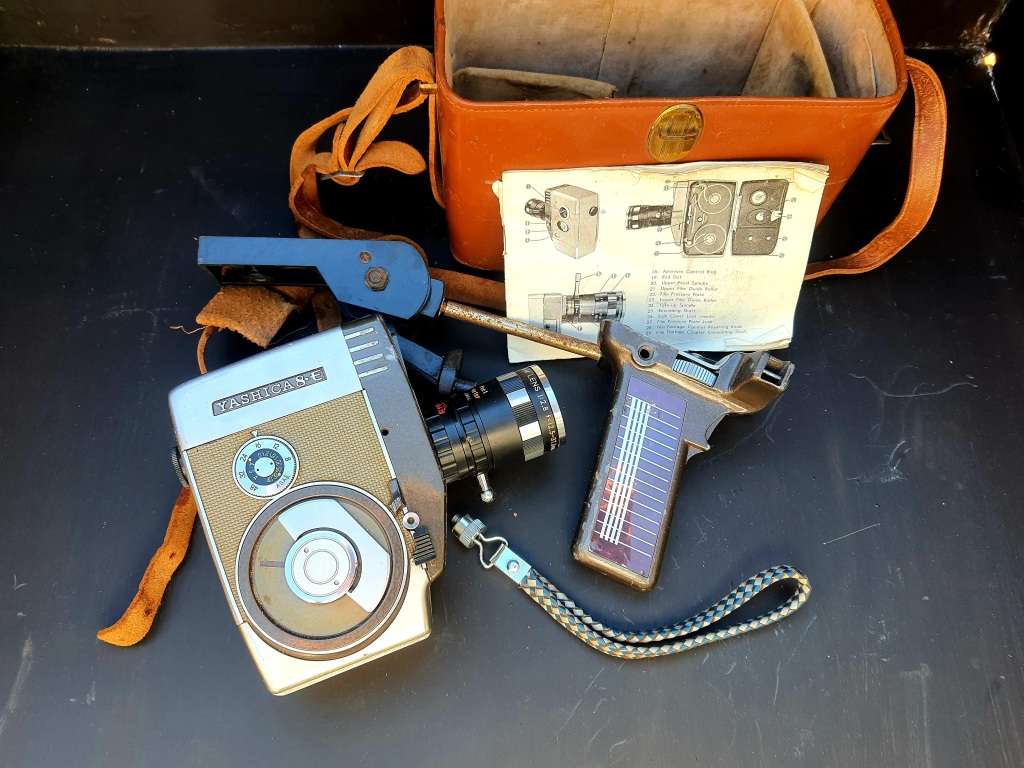 YASHICA 8-E VIDEO CAMERA UP FOR GRABS IN BAG FULL LOADED!