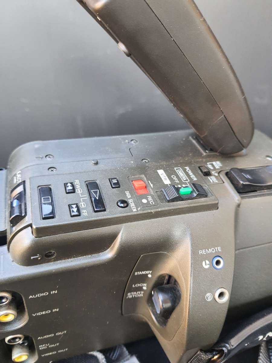 #10 ANTIQUE WEEK - KAROO ANTIEK - SONY HANDYCAM IN AWESOME CONDITION -