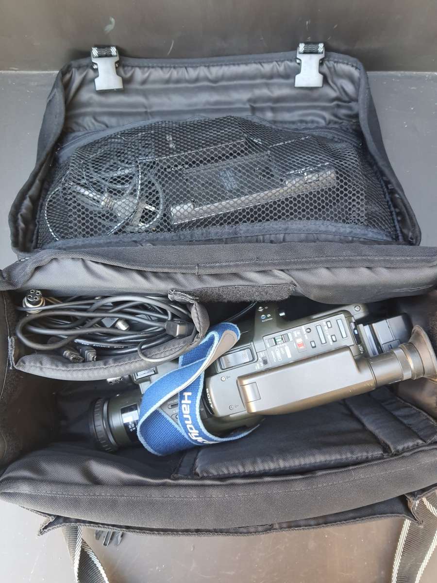 #10 ANTIQUE WEEK - KAROO ANTIEK - SONY HANDYCAM IN AWESOME CONDITION -