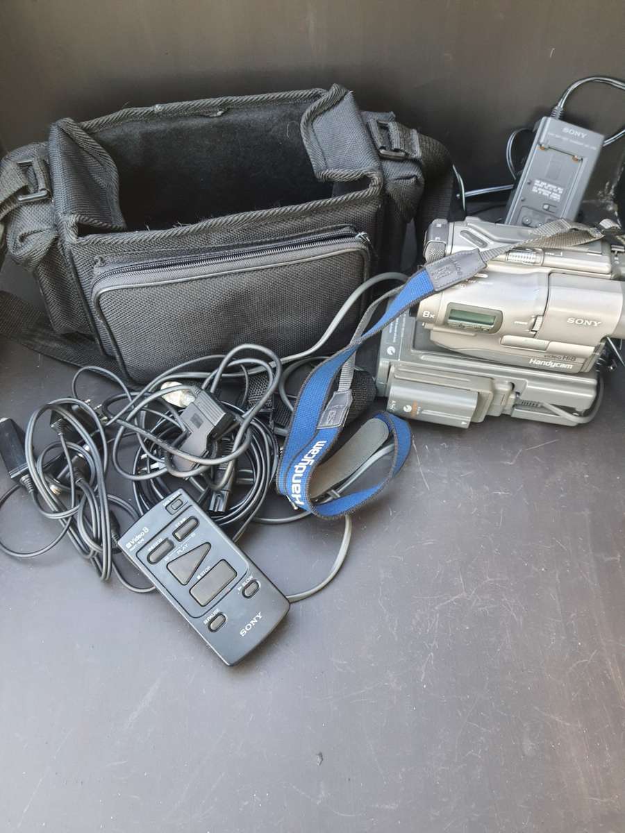 #11 ANTIQUE WEEK - KAROO ANTIEK - SONY HANDYCAM VINTAGE GREAT CONDITION