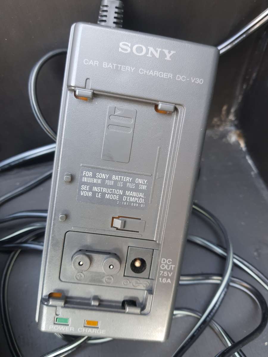 #11 ANTIQUE WEEK - KAROO ANTIEK - SONY HANDYCAM VINTAGE GREAT CONDITION