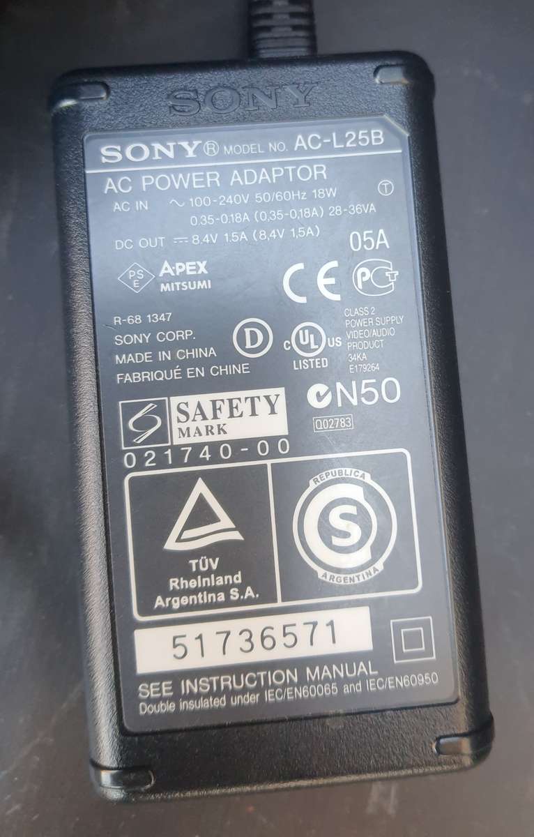 #11 ANTIQUE WEEK - KAROO ANTIEK - SONY HANDYCAM VINTAGE GREAT CONDITION