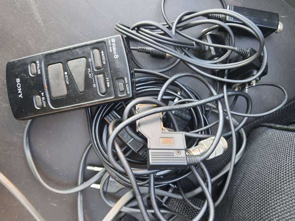 #11 ANTIQUE WEEK - KAROO ANTIEK - SONY HANDYCAM VINTAGE GREAT CONDITION