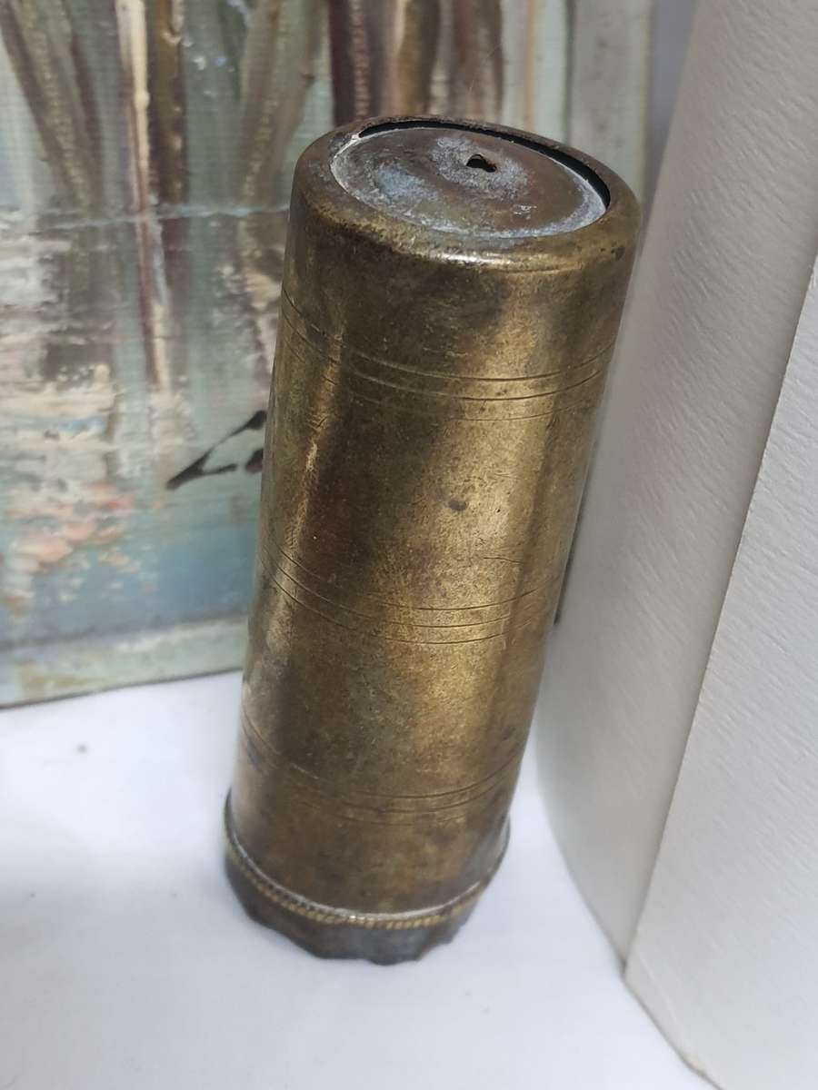 #4 dE PARIS ambience ** - job lot - art  - vintage Kodak working film camera AND M0RE _ WOW _