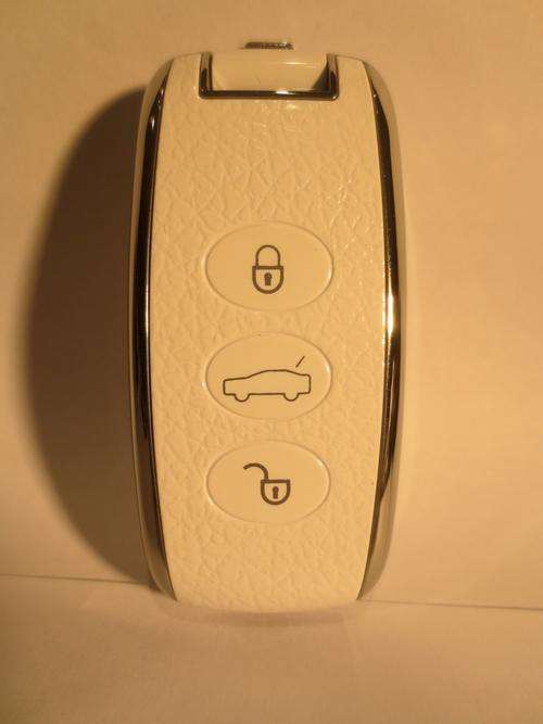 BENTLEY FLIP Key Exclusive Designed Mini Cell Phone with Camera # Smallest & Lightest Cell Phone #