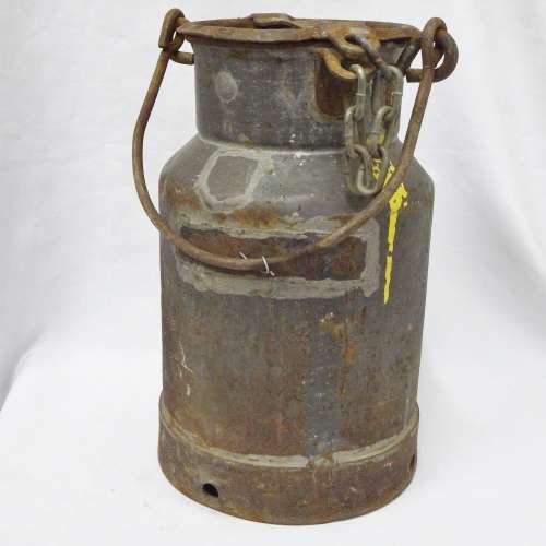 Antique milk can - Height : 29 cm - @ Crazy R1 start