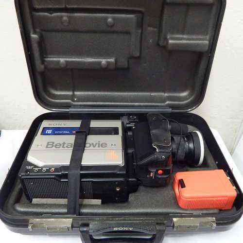 Sony Betamovie BMC-100P camera in original hard case