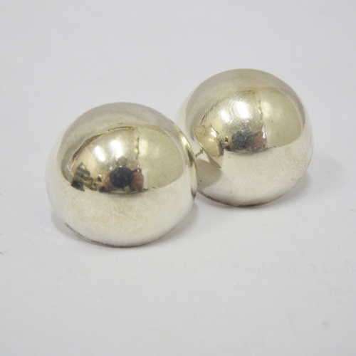 Pair of vintage Sterling Silver earrings - Weighs : 7.0 g