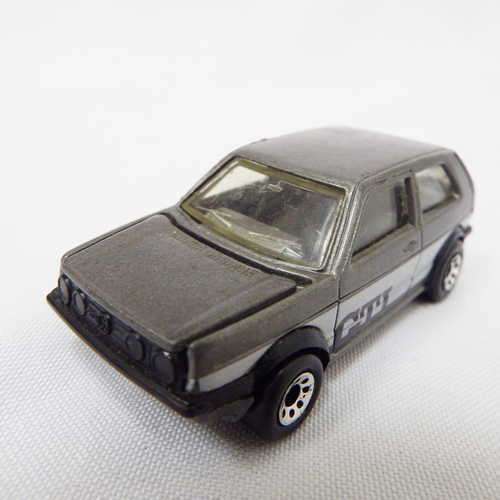 1985 Matchbox Volkswagen Golf GTI "Jumbo Golf"  model car - Lifting hood (1:58)