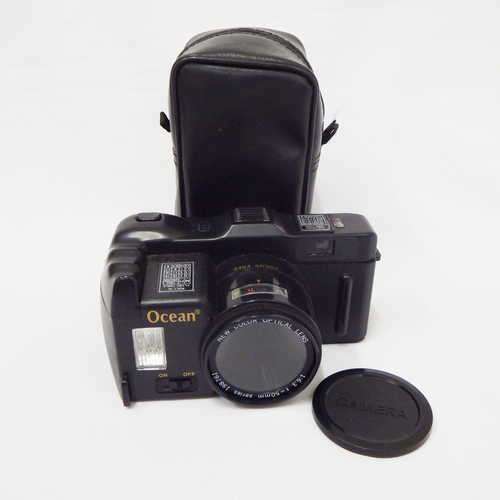Vintage Ocean Focus Free 35mm camera - Not tested