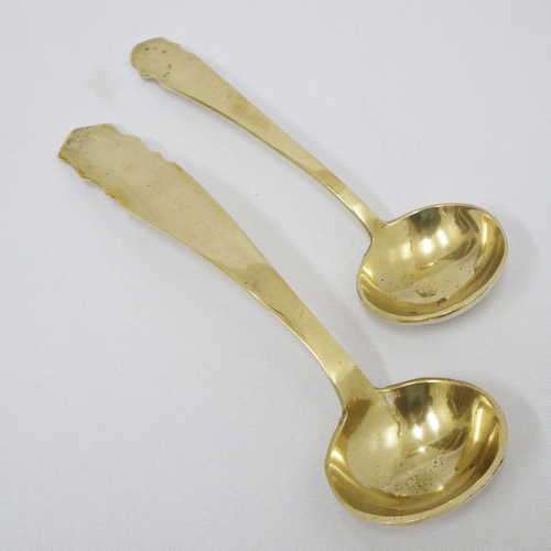 Set of 2 brass serving spoons (heavy) - @ Crazy R1 start