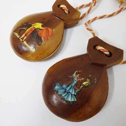 Lot of 2 wooden Spanish castanets with bullfighter and flamenco dancers motifs