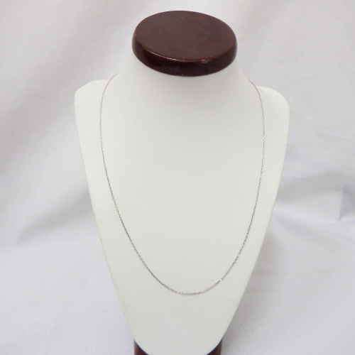 925 Silver necklace - Weighs: 1.6g