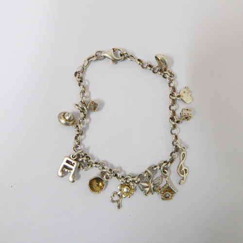 Silver charm bracelet - Weighs: 11.9g