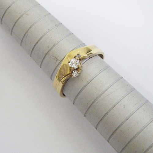 9 ct gold wedding set - Weighs: 2.1 g - Size: N