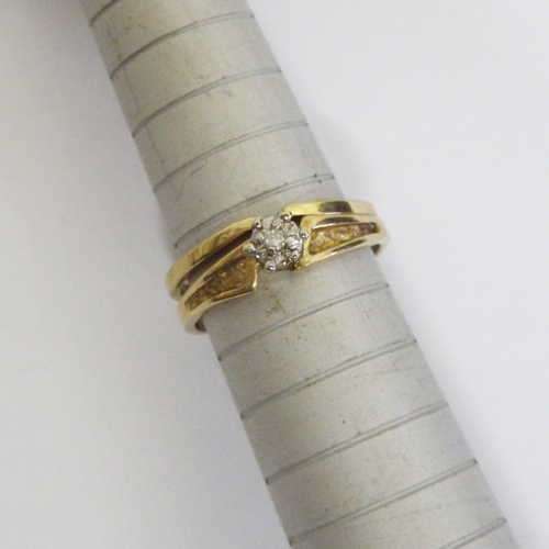 9 ct wedding set with diamond - Weighs: 2.6 g - Size: L 1/2