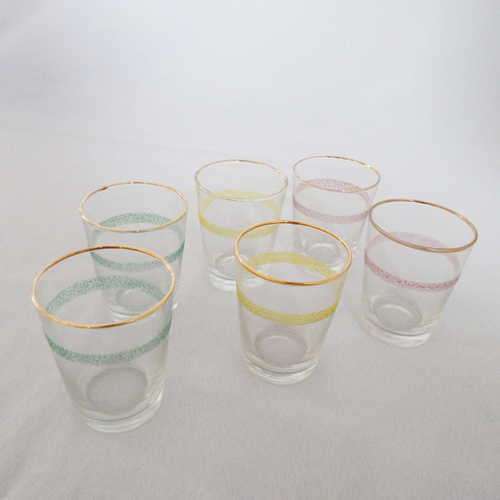 Lot of 6 shot glasses with coloured level marker