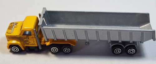 Majorette Extractor truck and trailer