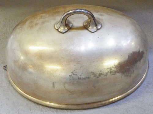 Silverplated meat dome with Joseph sankey & sons mark - Size 26 x 35 cm