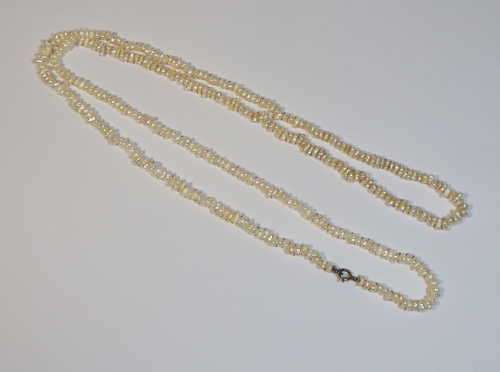 String of freshwater pearls necklace - 85 cm long