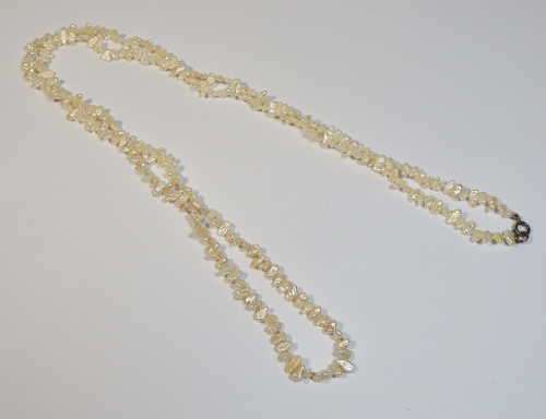 String of freshwater pearls necklace - 86 cm long