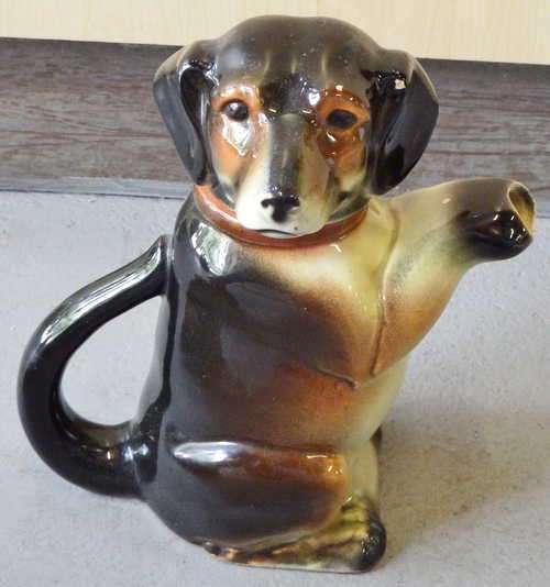 1950's dachshund porcelain puppy weiner - Tea/coffee pot - 23 cm tall - Some chips