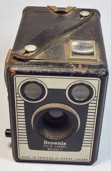 Kodak Brownie SIX-20 model C box camera