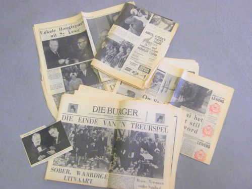 Versameling koerantberigte - 1966 - Rakende die dood van HF Verwoed