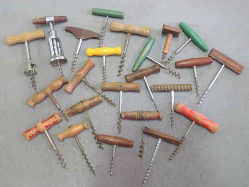 Lot of 23 vintage corkscrews with wooden handles